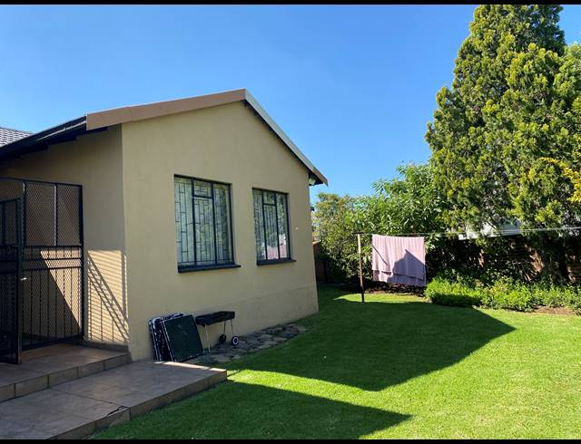 3 BEDROOM HOUSE FOR SALE IN BRACKENDOWNS